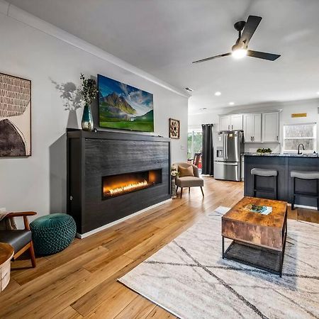 *Dog Friendly*Modern Home-Minutes To Dollywood, Gatlinburg, Smoky Mountains & Pigeon Forge! Εξωτερικό φωτογραφία