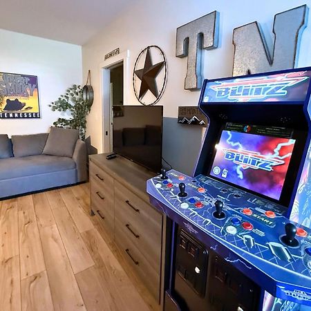 *Dog Friendly*Modern Home-Minutes To Dollywood, Gatlinburg, Smoky Mountains & Pigeon Forge! Εξωτερικό φωτογραφία