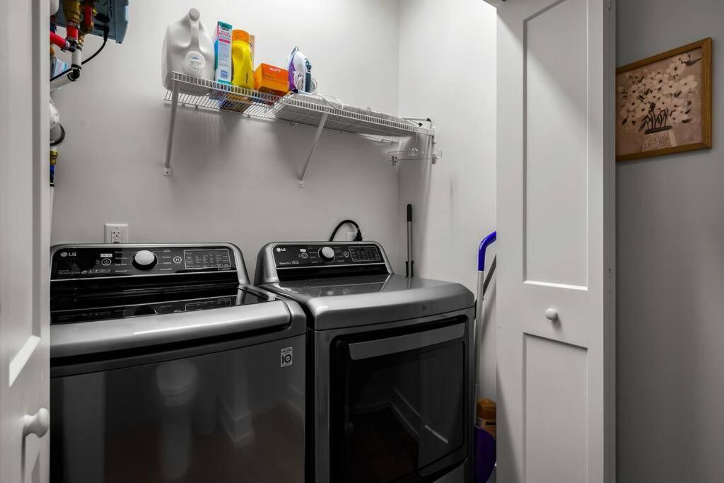 *Dog Friendly*Modern Home-Minutes To Dollywood, Gatlinburg, Smoky Mountains & Pigeon Forge! Εξωτερικό φωτογραφία