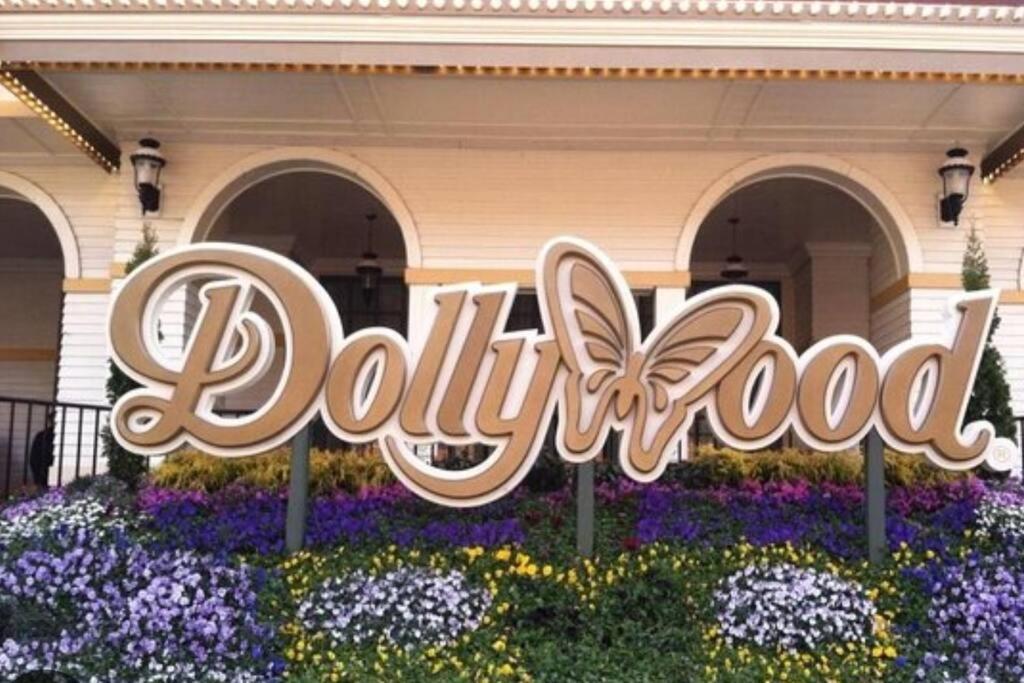 *Dog Friendly*Modern Home-Minutes To Dollywood, Gatlinburg, Smoky Mountains & Pigeon Forge! Εξωτερικό φωτογραφία