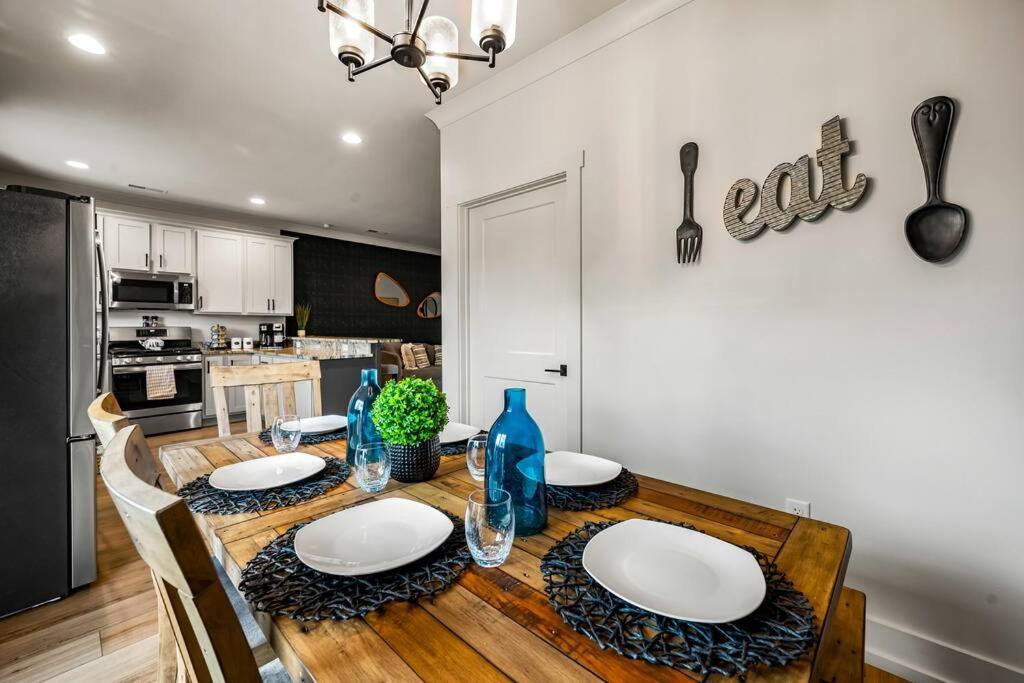 *Dog Friendly*Modern Home-Minutes To Dollywood, Gatlinburg, Smoky Mountains & Pigeon Forge! Εξωτερικό φωτογραφία